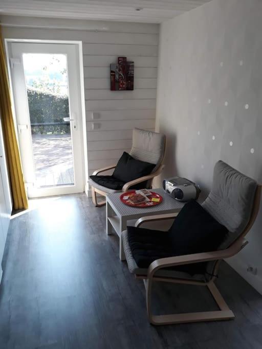 Studio Au Jardin Fleuri Verviers Luaran gambar